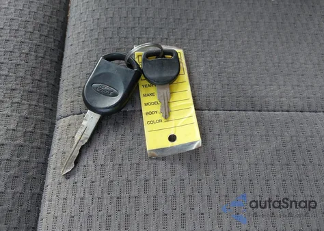 2013 Ford F-150 Xl из США, поврежденный, VIN 1FTFX1EF7DKE08062